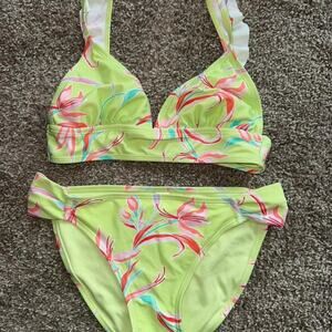 EUC Ninety-Nine Floral Ruffle 2 Piece Bikini Light Green - Size Small